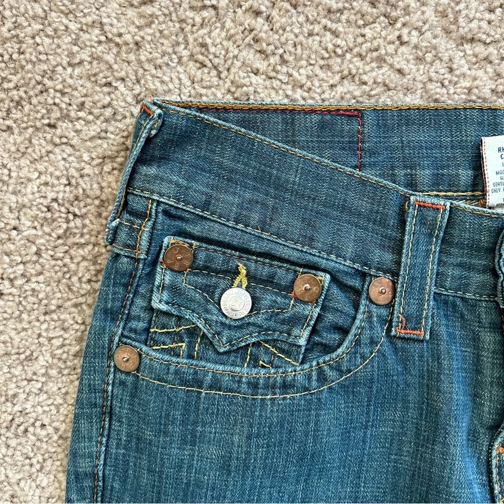 True Religion Billy Bootcut Medium Wash Blue Low Rise Denim Jeans Size 30x34 - Picture 6 of 10